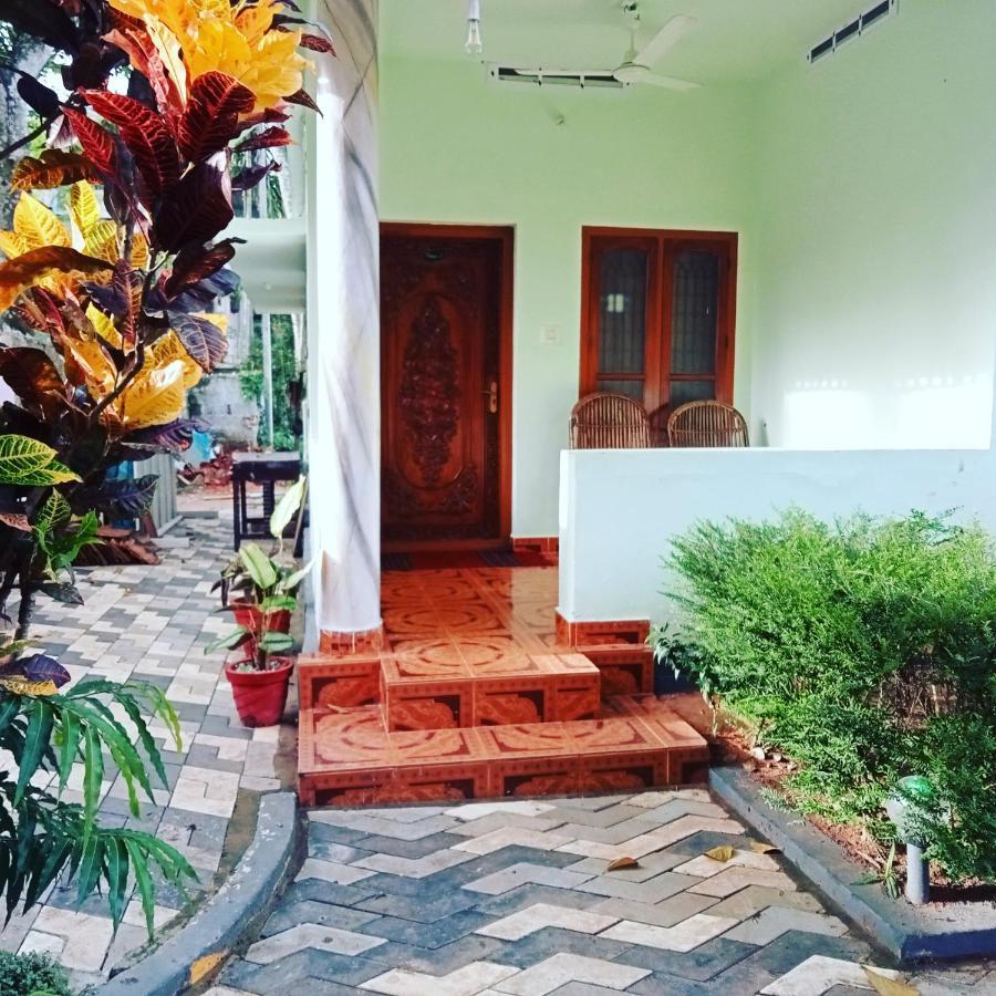 Lavender Residency Bed & Breakfast วาร์คาลา ภายนอก รูปภาพ